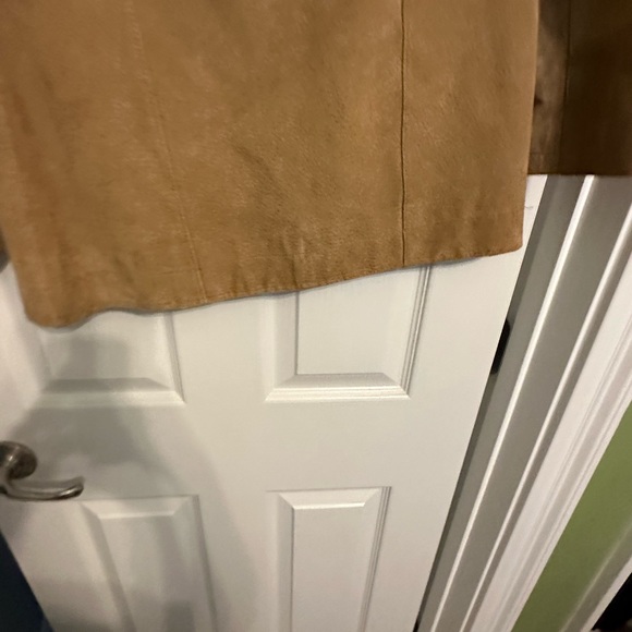 Nice thin jacket - Picture 2 of 3